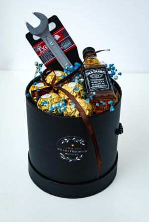 BOX PREZENTOWY Z 1 SZT MINI JACK DANIELS FERRERO ROCHER I KLUCZEM